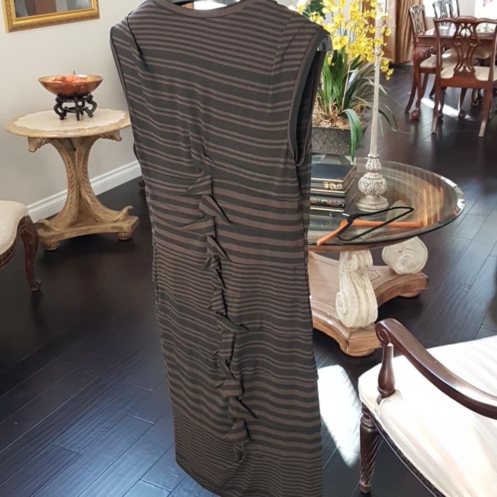 Dress - Picture 4 of 4